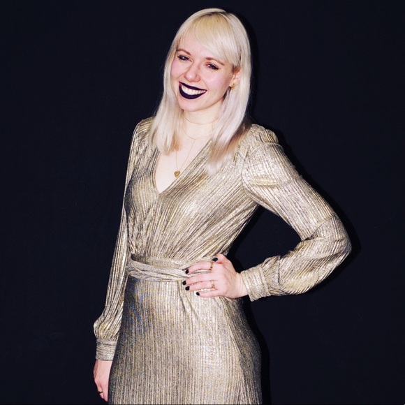 Meet your Posher, Stephanie - Picture 1 of 1